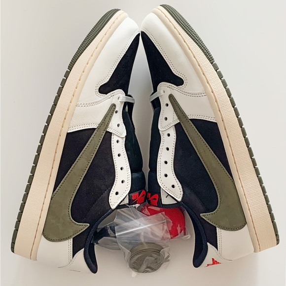 ❌SOLD🎁Jordan 1 Retro OG x Travis Scott Low Olive W. Fits Mens 12 - Picture 4 of 12